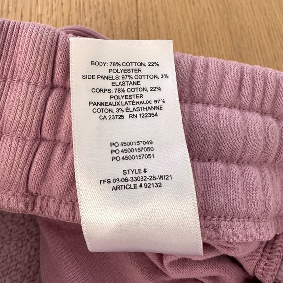 Aritzia TNA CozyAF fleece boyfriend sweatpants in Frosted Lavender. Size XS. - Picture 7 of 7